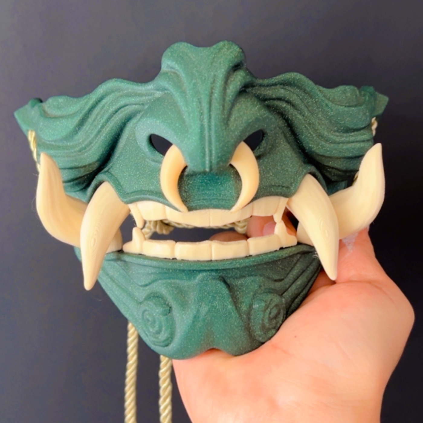 Mascara Oni 4 colmillos