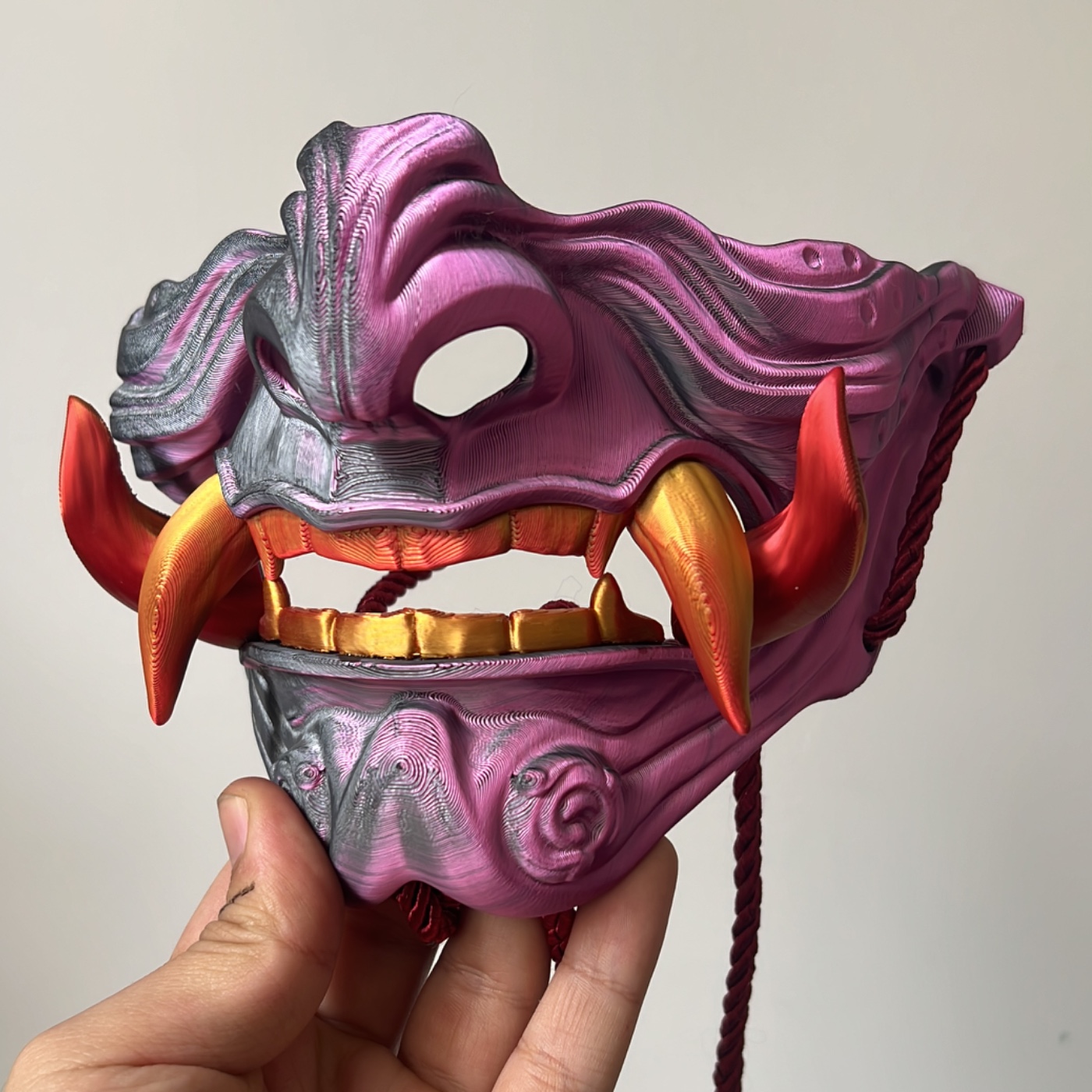 Mascara Oni 4 colmillos — Foto 3 de 5